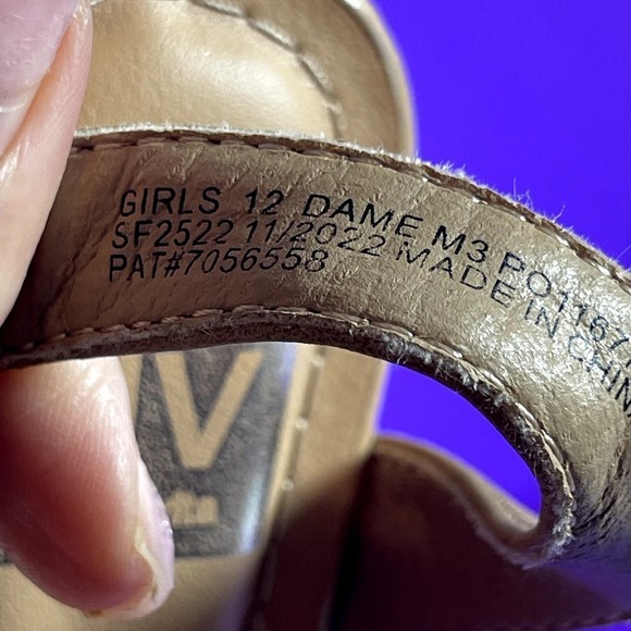 DV Dolce Vita Girl's Multicolor Dame Sandal Shoe Size 12‎ - Picture 9 of 9